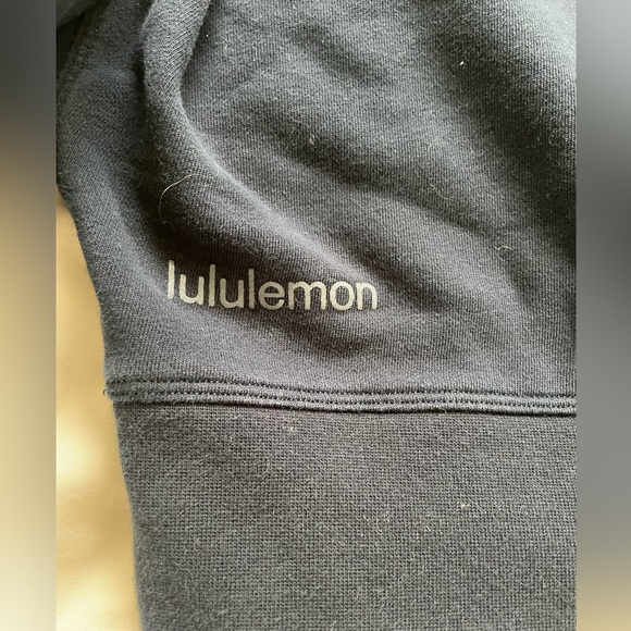 Lululemon cropped crewneck - Picture 3 of 3